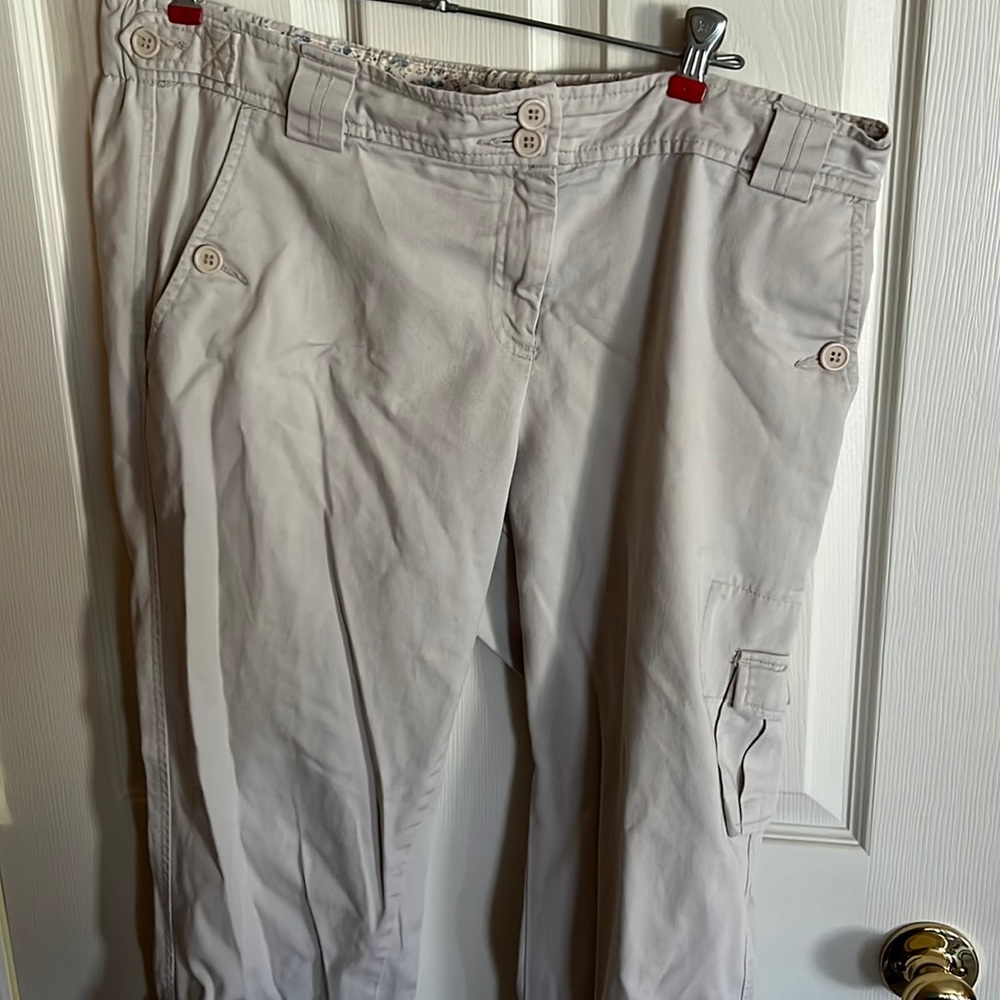 Maternity outfit size large